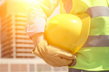 建筑工人建筑安全帽特寫