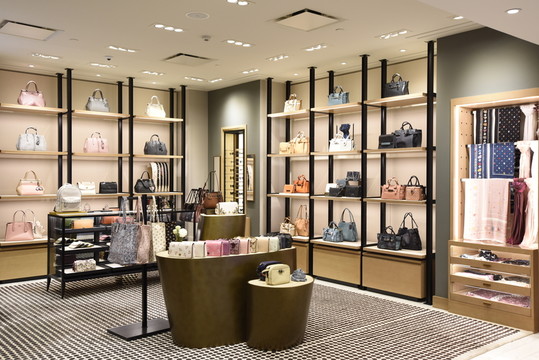 時尚女包專賣店
