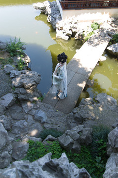 園林古裝美人