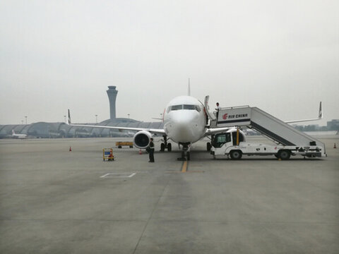 機(jī)場(chǎng)飛機(jī)