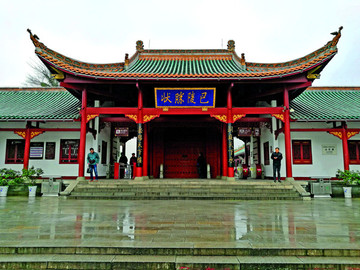 岳陽樓景區(qū)大門