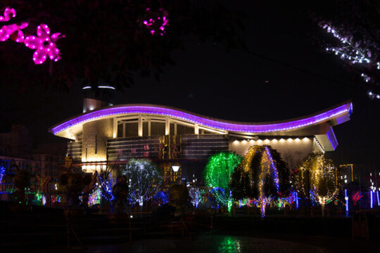汶川體育館夜景