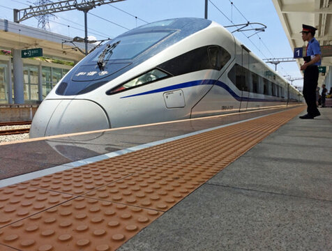高鐵站臺