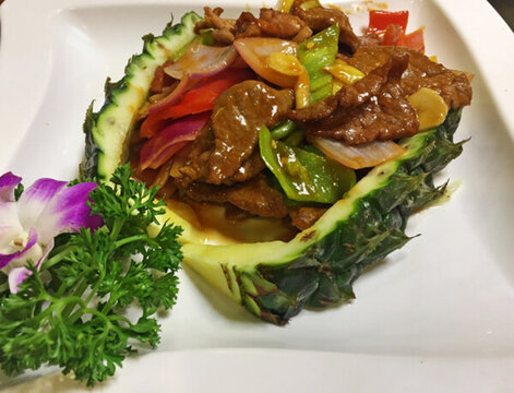 菠蘿牛肉炒洋蔥