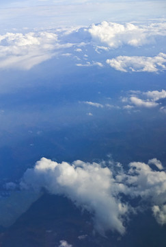 高空藍(lán)天云海大地（航拍）