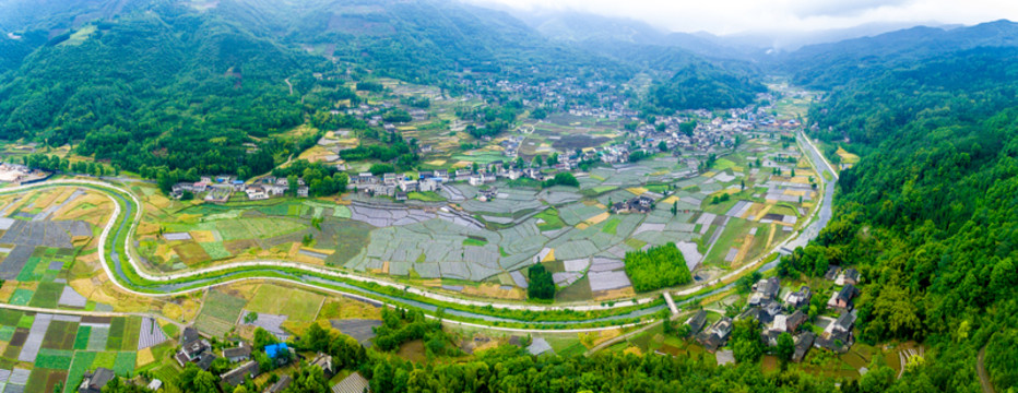 美麗的山村