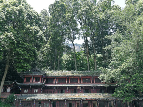 青城山