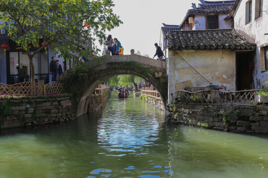 楊州水鄉(xiāng)古鎮(zhèn)鹽商園林