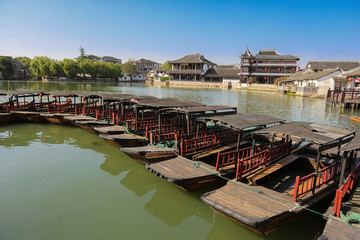 楊州水鄉(xiāng)古鎮(zhèn)鹽商園林