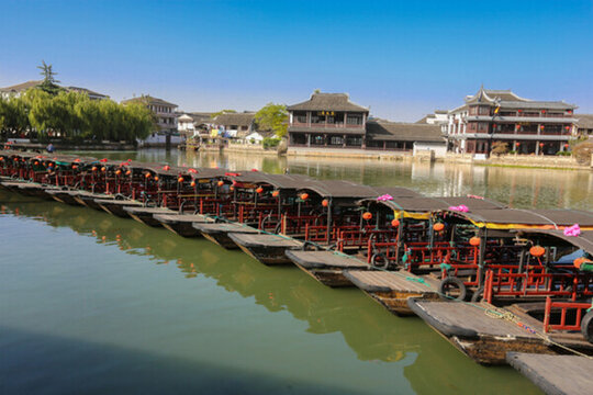 楊州水鄉(xiāng)古鎮(zhèn)鹽商園林