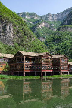 青天河風景區(qū)水上餐廳