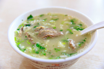 特色羊肉湯