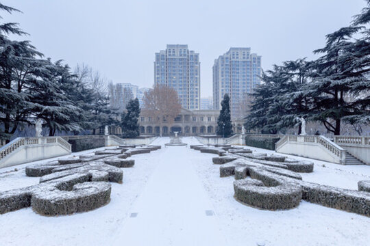 公園雪景