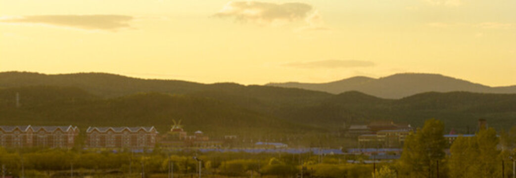 夕陽  小鎮(zhèn)一角