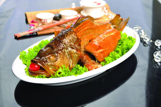 香熏銅鑼魚