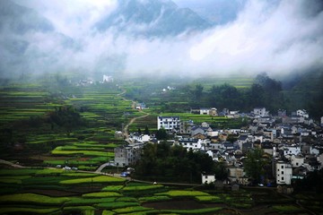 家朋山村風(fēng)景