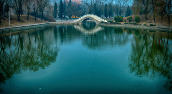 拱橋