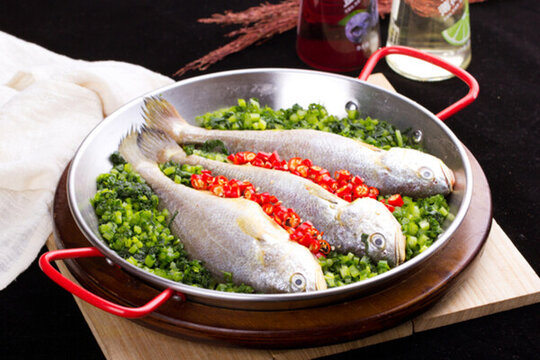 酸菜黃魚