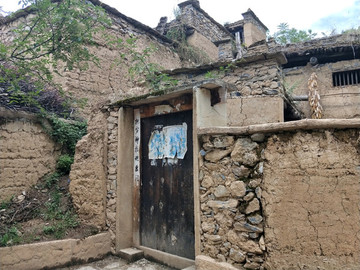 蘿卜寨院門