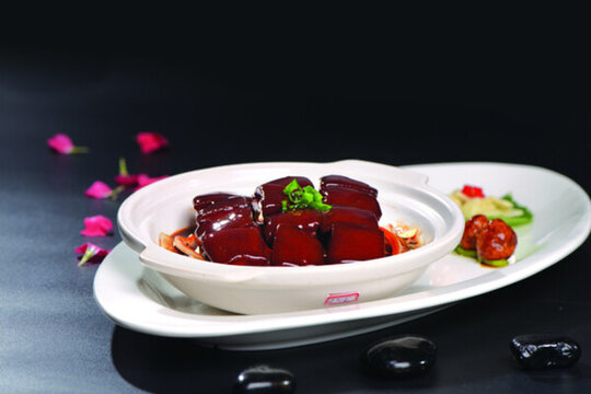 黃酒燜方肉