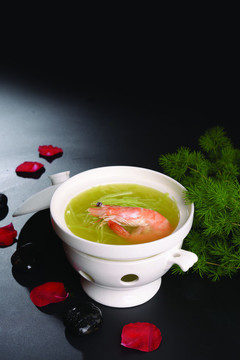 鮮蝦蘿卜絲湯