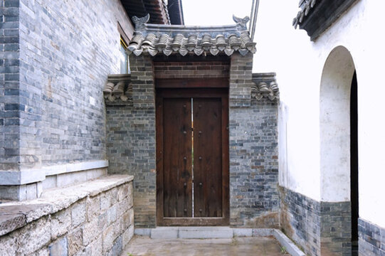 中式傳統(tǒng)宅門