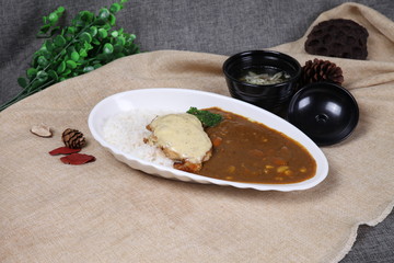 牛肉咖喱飯