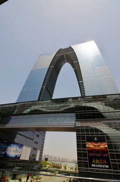 現(xiàn)代建筑線條 高樓大廈