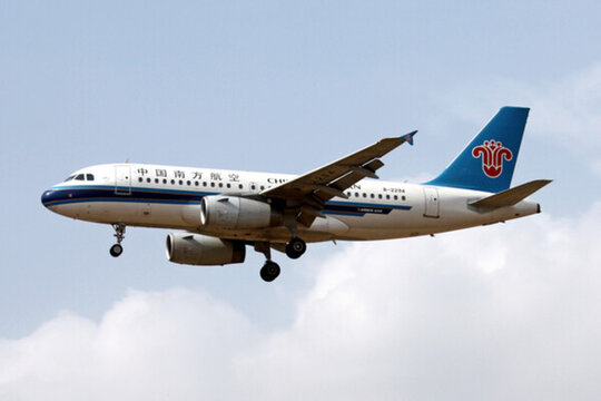 中國南方航空 飛機(jī)降落