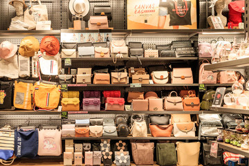 飾品店