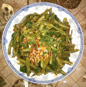 涼拌空心菜