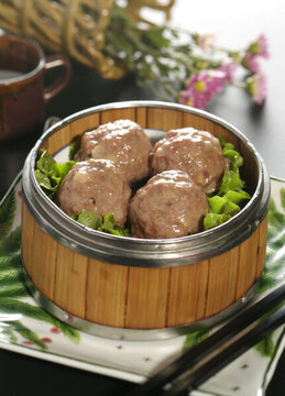 蒸肉丸