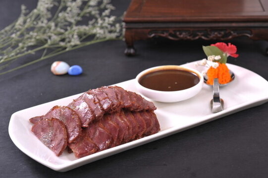沾汁牛肉