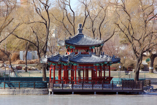 北京陶然亭公園湖心亭