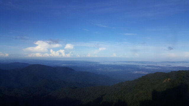 山頂風(fēng)光