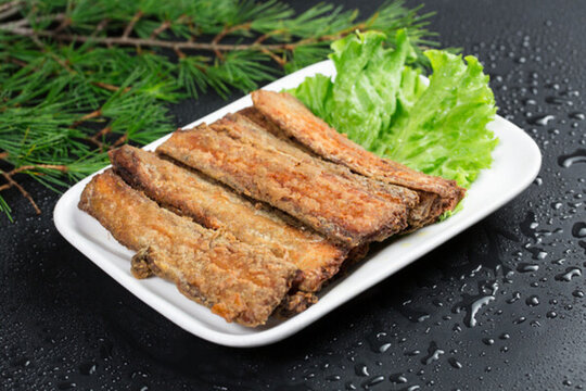 煎刀魚