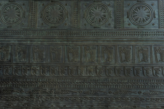 青銅墻面