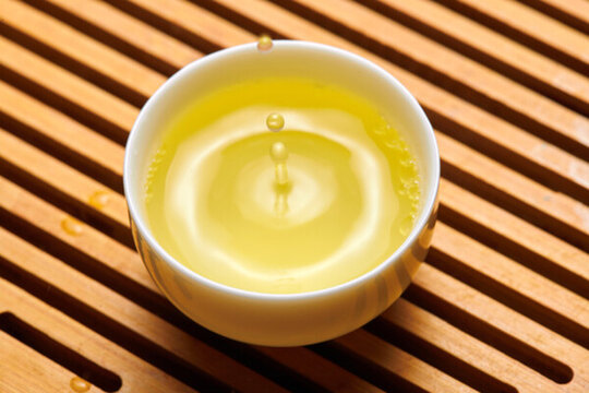 綠茶茶水水滴