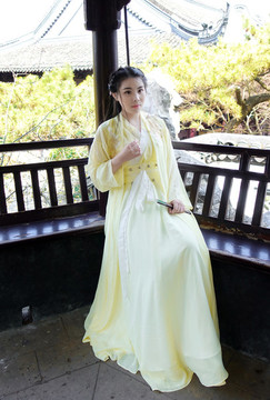 公園古裝美女漢服美女