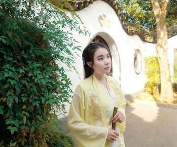 公園古裝美女漢服美女