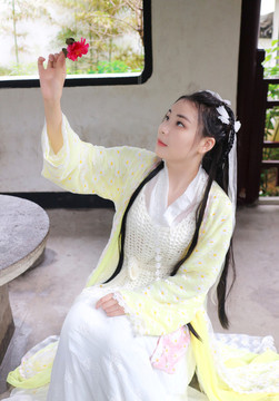 公園古裝美女漢服美女