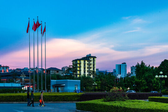 臨滄大學(xué)