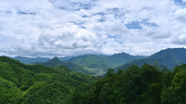 群山