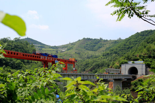 鐵路建設(shè)
