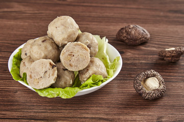 香茹貢丸  肉丸 丸子