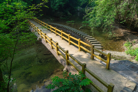 湖北武當(dāng)山五龍大峽谷風(fēng)光