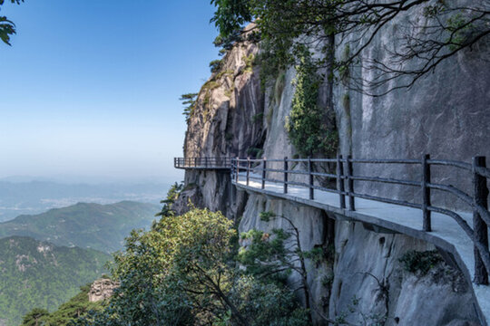 九華山懸空棧道