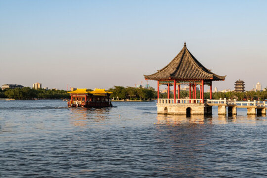大明湖