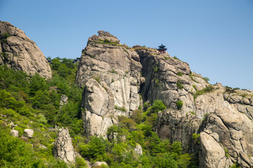 青島 春天的嶗山風(fēng)光 靈旗峰