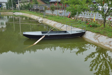 小船